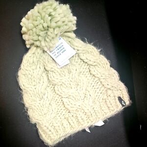 Roxy Mint Green Oversized Pom Pom Cable Knit Fuzzy Beanie